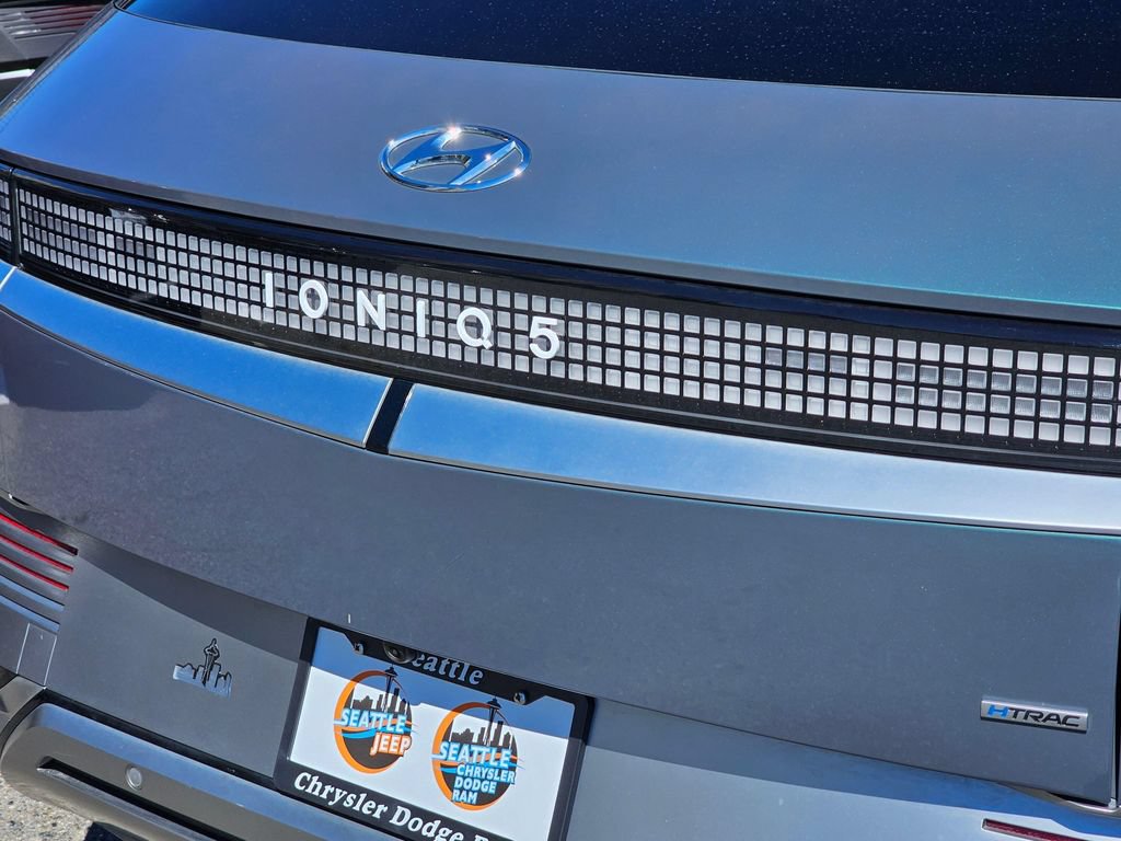 Used 2024 Hyundai Ioniq 5 Limited AWD/4WD image 13