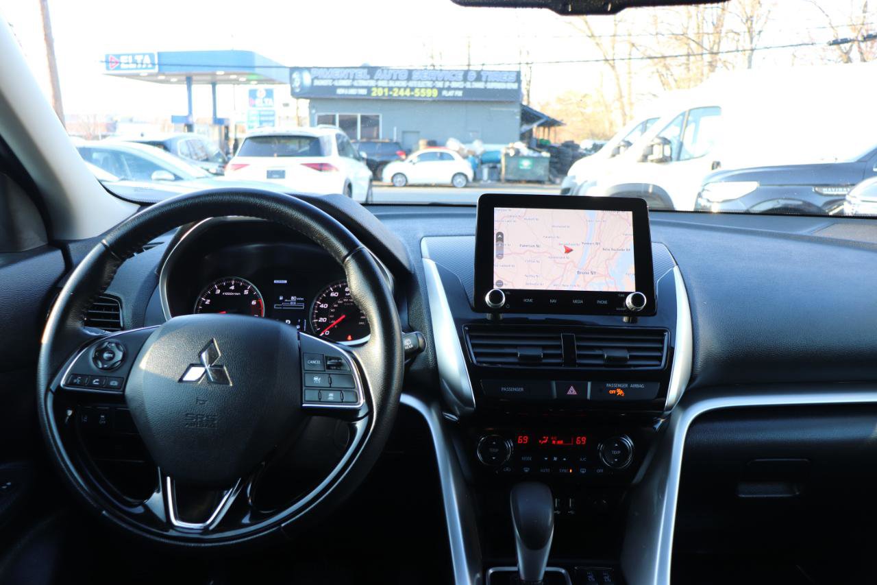 Used 2024 Mitsubishi Eclipse Cross SE image 17