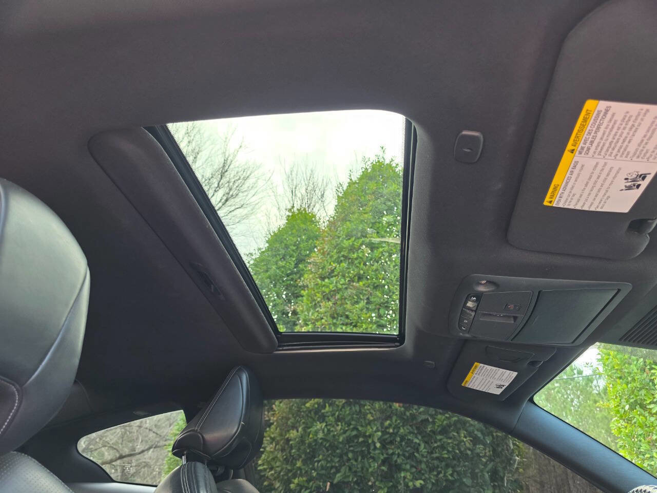 Used 2017 INFINITI Q60 2.0t w/ Premium Plus Package 2.0T image 29