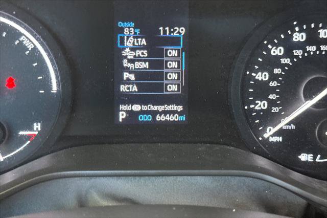 Certified 2024 Toyota Sienna XLE FWD image 27