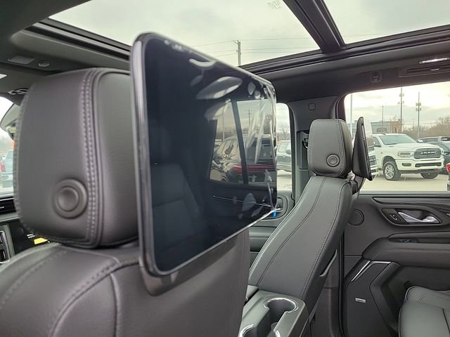 New 2024 GMC Yukon Denali w/ Advanced Technology Package image 16