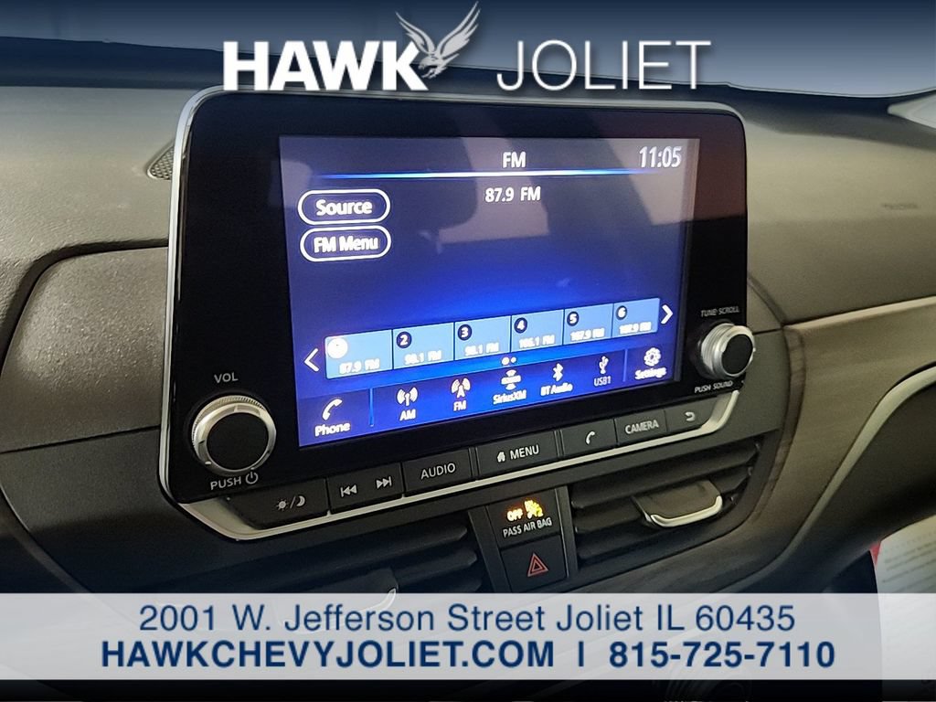 Used 2025 Nissan Altima 2.5 SV FWD image 16