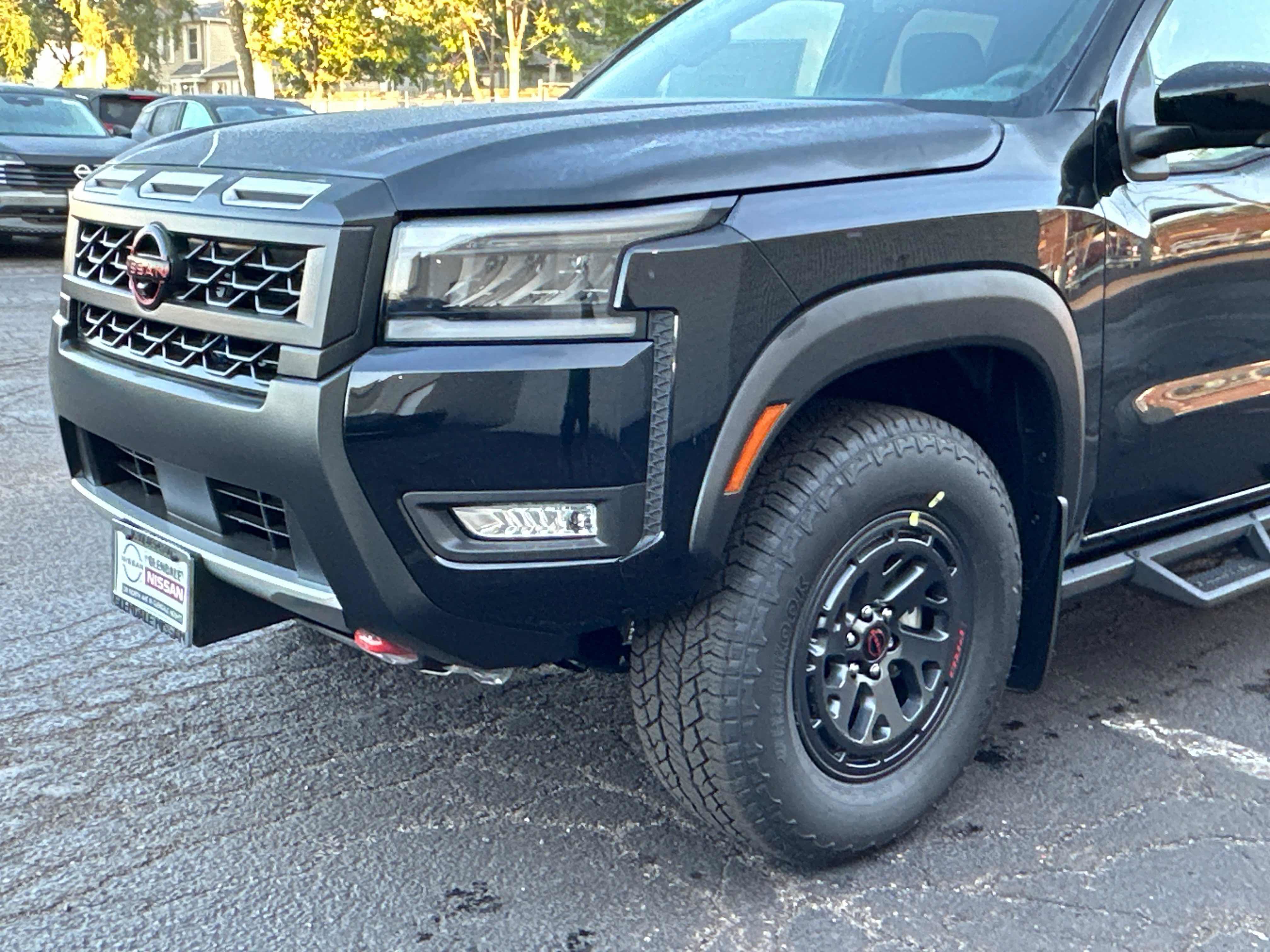 New 2026 Nissan Frontier PRO-4X w/ Pro-4x Convenience Package image 8