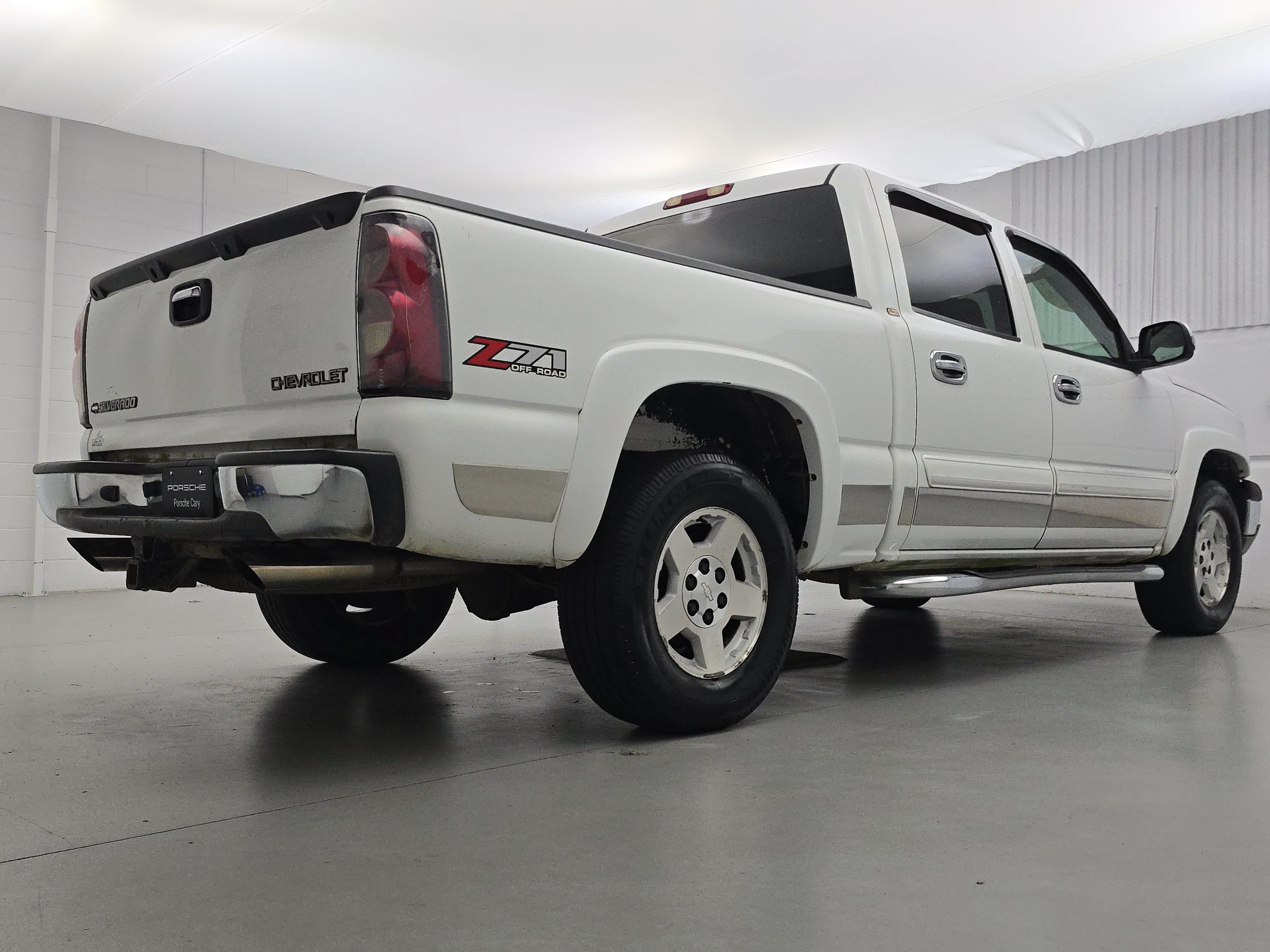 Used 2005 Chevrolet Silverado 1500 4x4 Crew Cab w/ Light Duty Power Package image 7