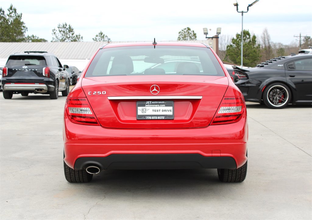 Used 2013 Mercedes-Benz C 250 Luxury image 6