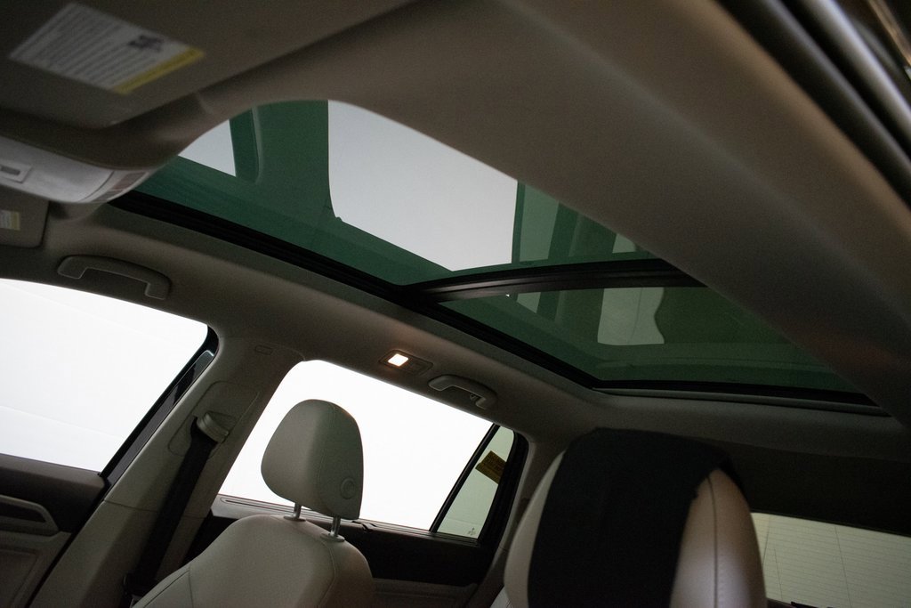 Used 2019 Volkswagen Atlas SEL R-Line image 21