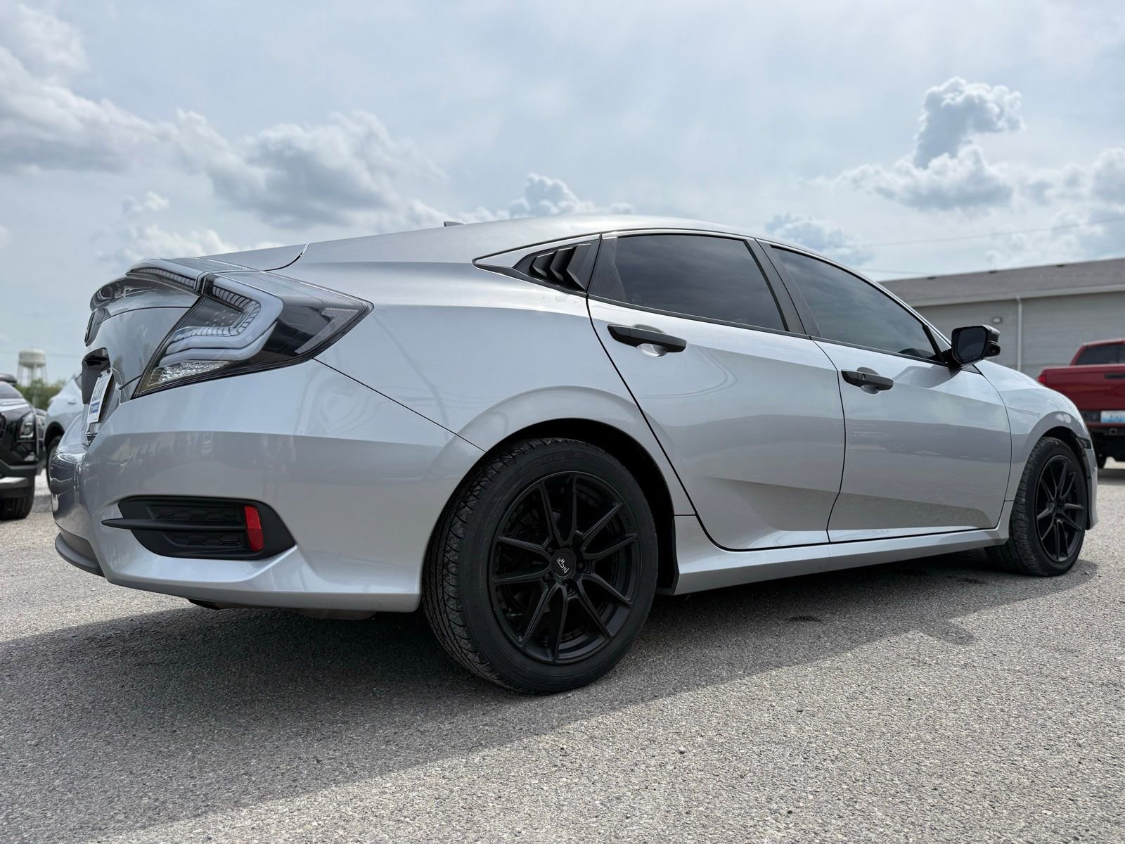 Used 2017 Honda Civic EX image 10