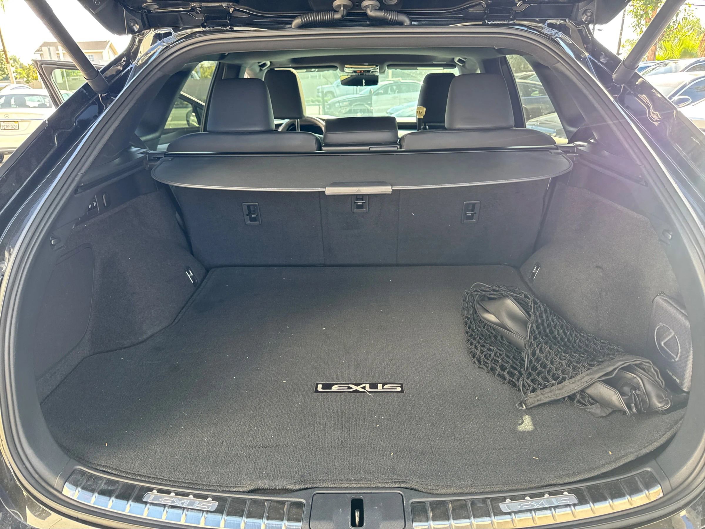 Used 2023 Lexus RX 350h image 11