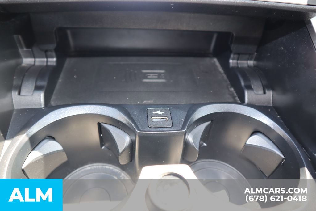 Used 2025 BMW 330i Sedan image 35