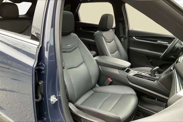 Used 2025 Cadillac XT5 Premium Luxury image 24