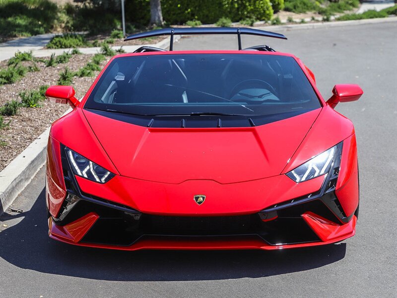 Used 2017 Lamborghini Huracan LP 580-2 image 6