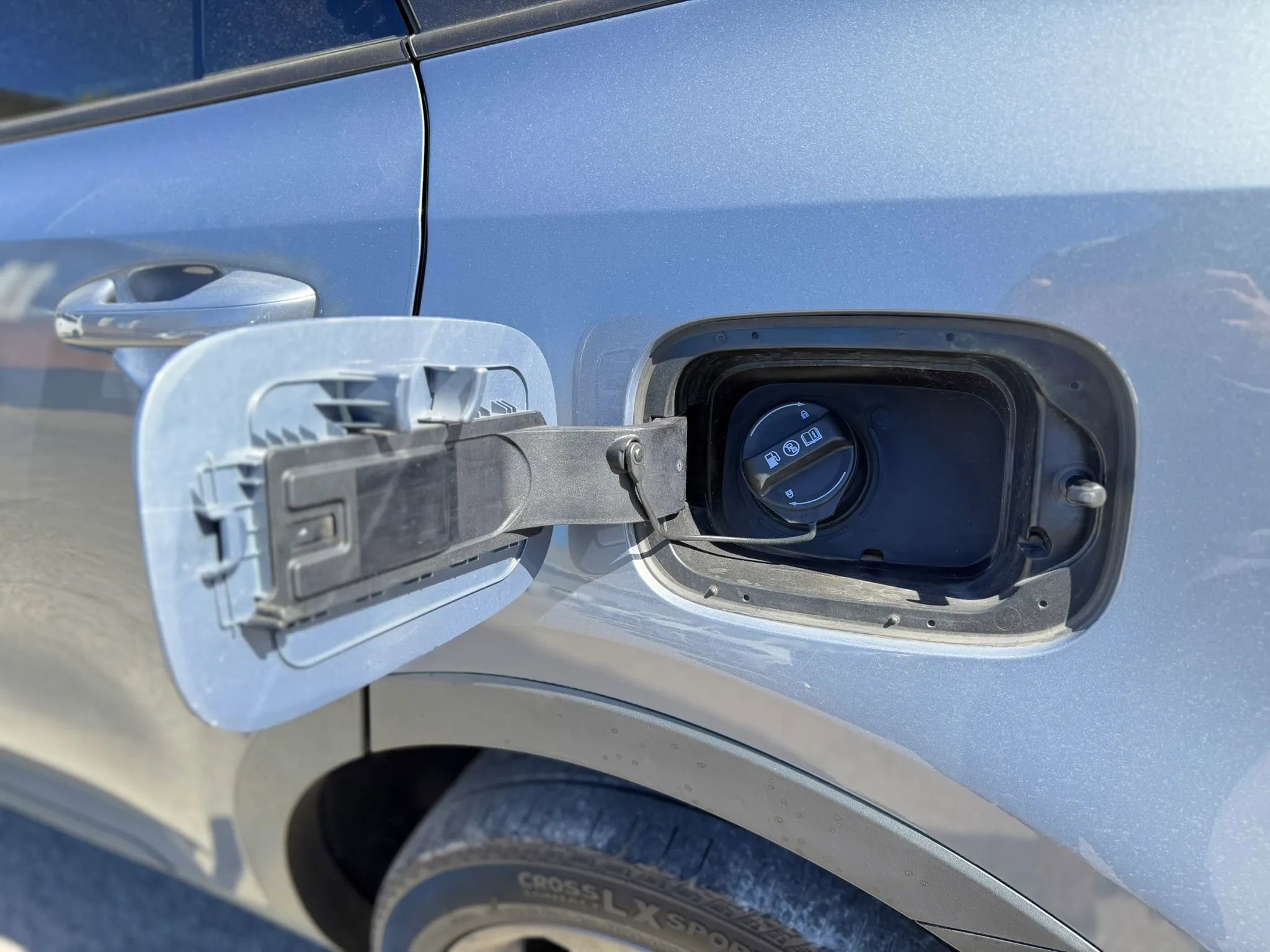 Used 2023 Kia Sorento X-Line EX image 17