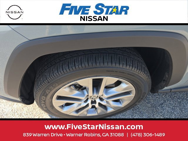 Used 2022 Toyota RAV4 XLE Premium FWD image 2