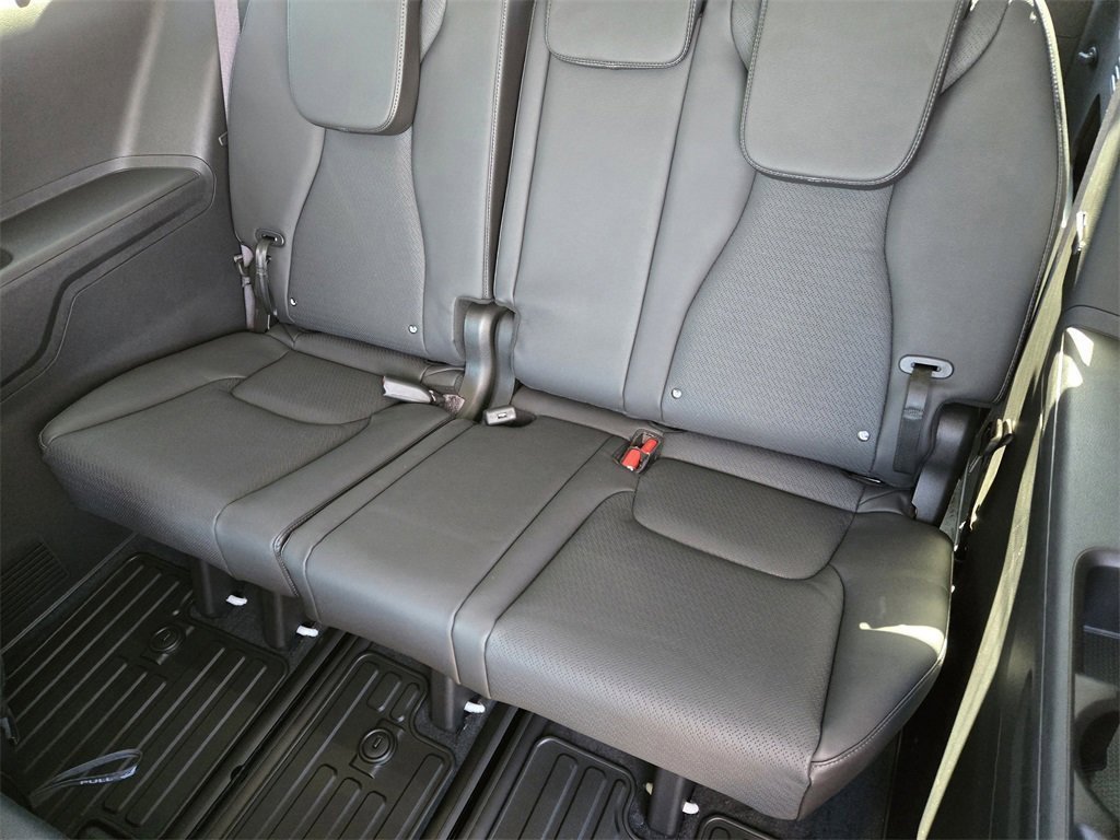 New 2026 Kia Carnival SX Prestige image 29