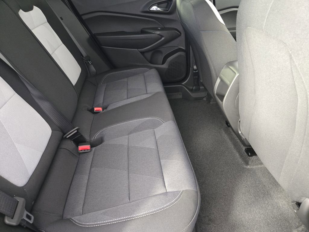 New 2026 Chevrolet Trax LS w/ Driver Confidence Package image 34