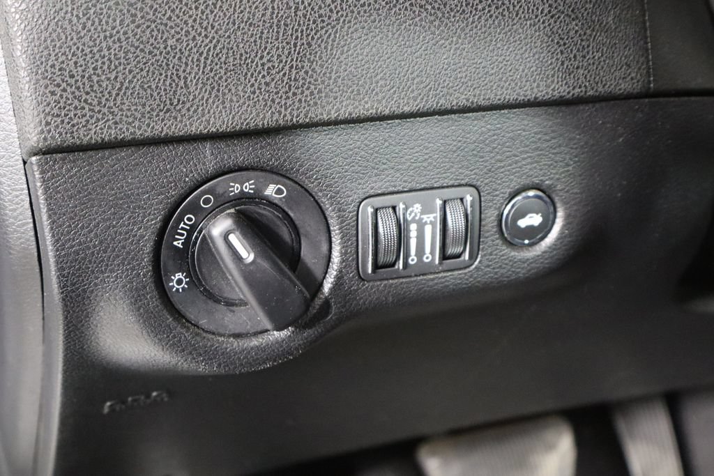 Used 2020 Dodge Charger Police AWD/4WD image 14