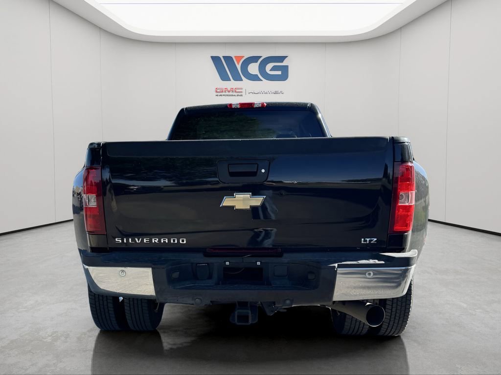 Used 2008 Chevrolet Silverado 3500 LTZ AWD/4WD image 5