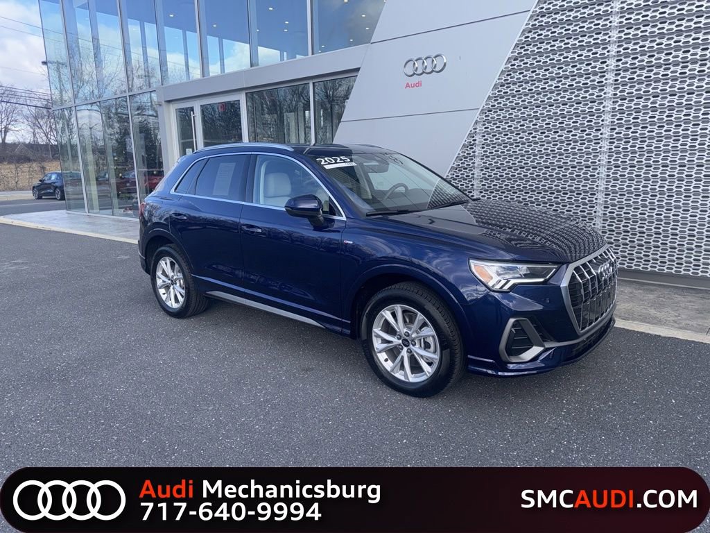 Certified 2025 Audi Q3 2.0T Premium Plus w/ Premium Plus Package AWD/4WD image 1