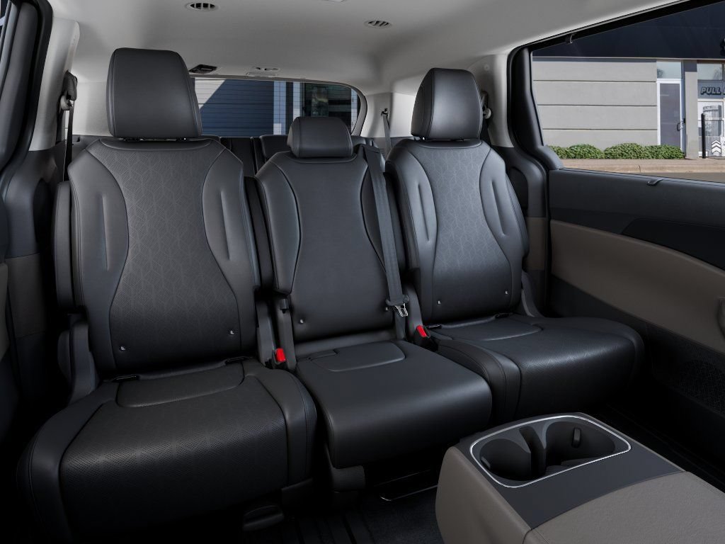 New 2026 Kia Carnival EX FWD image 19