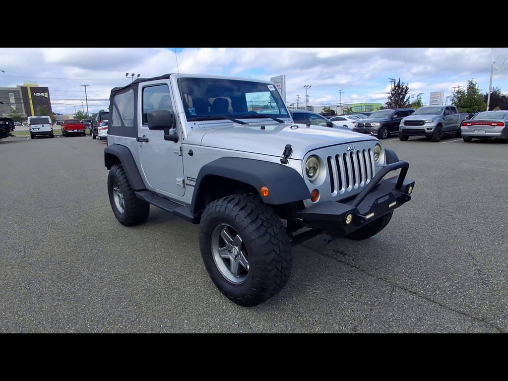 Used 2012 Jeep Wrangler Sport AWD/4WD image 2