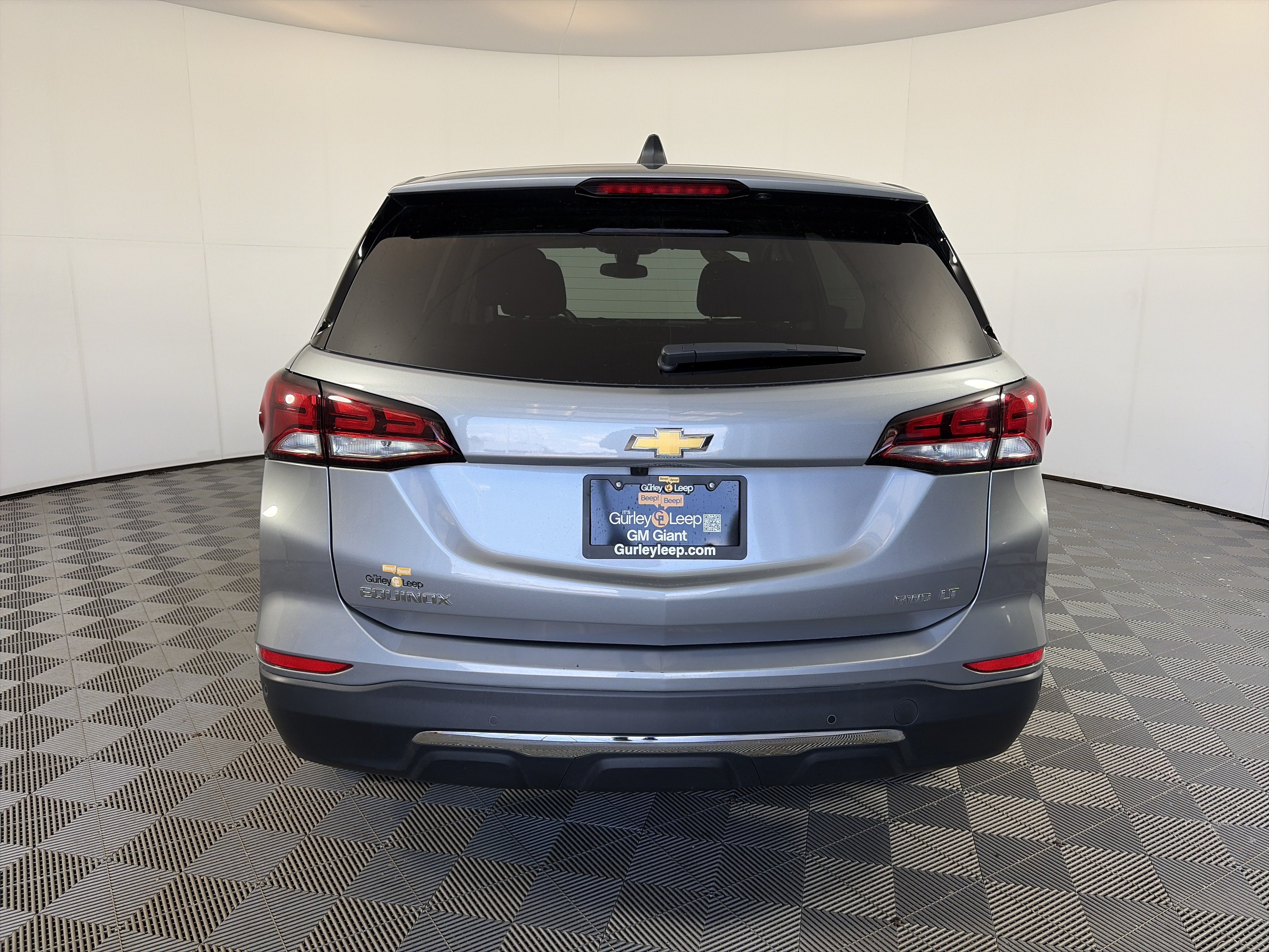 Used 2024 Chevrolet Equinox LT AWD/4WD image 9