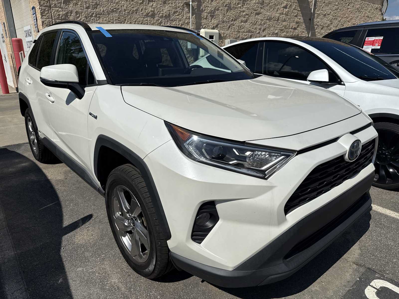 Used 2021 Toyota RAV4 XLE Premium AWD/4WD image 37