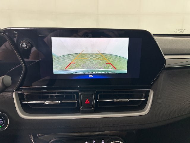 Used 2025 Chevrolet TrailBlazer LT FWD image 22