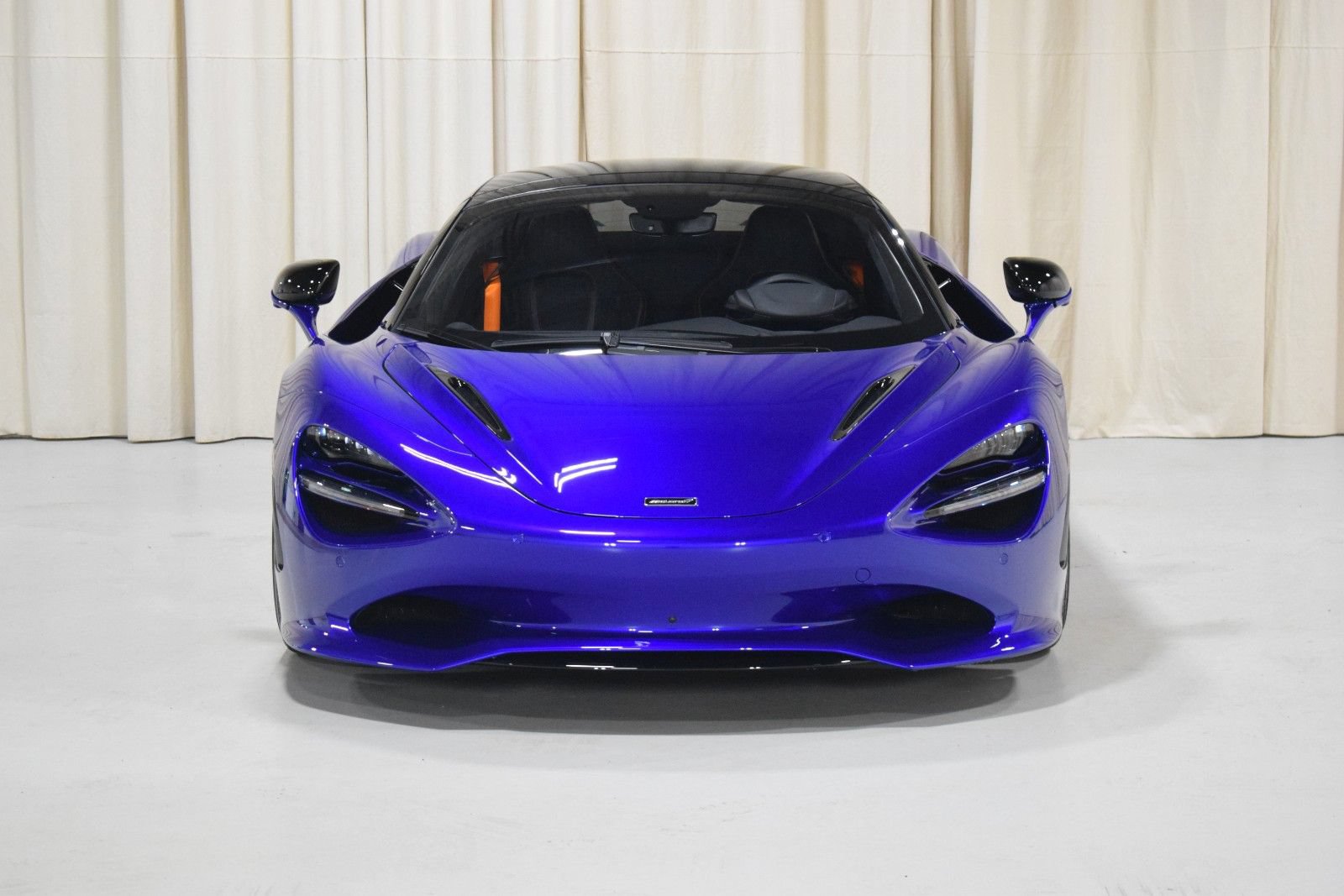 Used 2024 McLaren 750S Spider RWD image 9