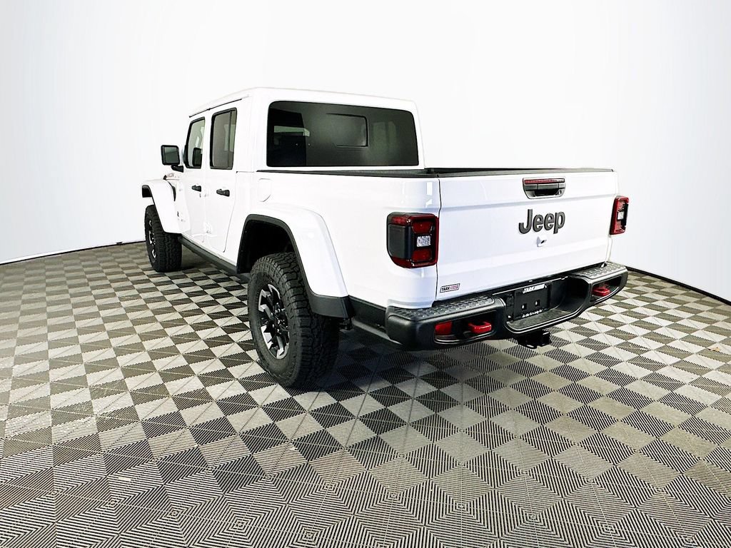 New 2026 Jeep Gladiator Rubicon w/ Technology Group AWD/4WD image 6