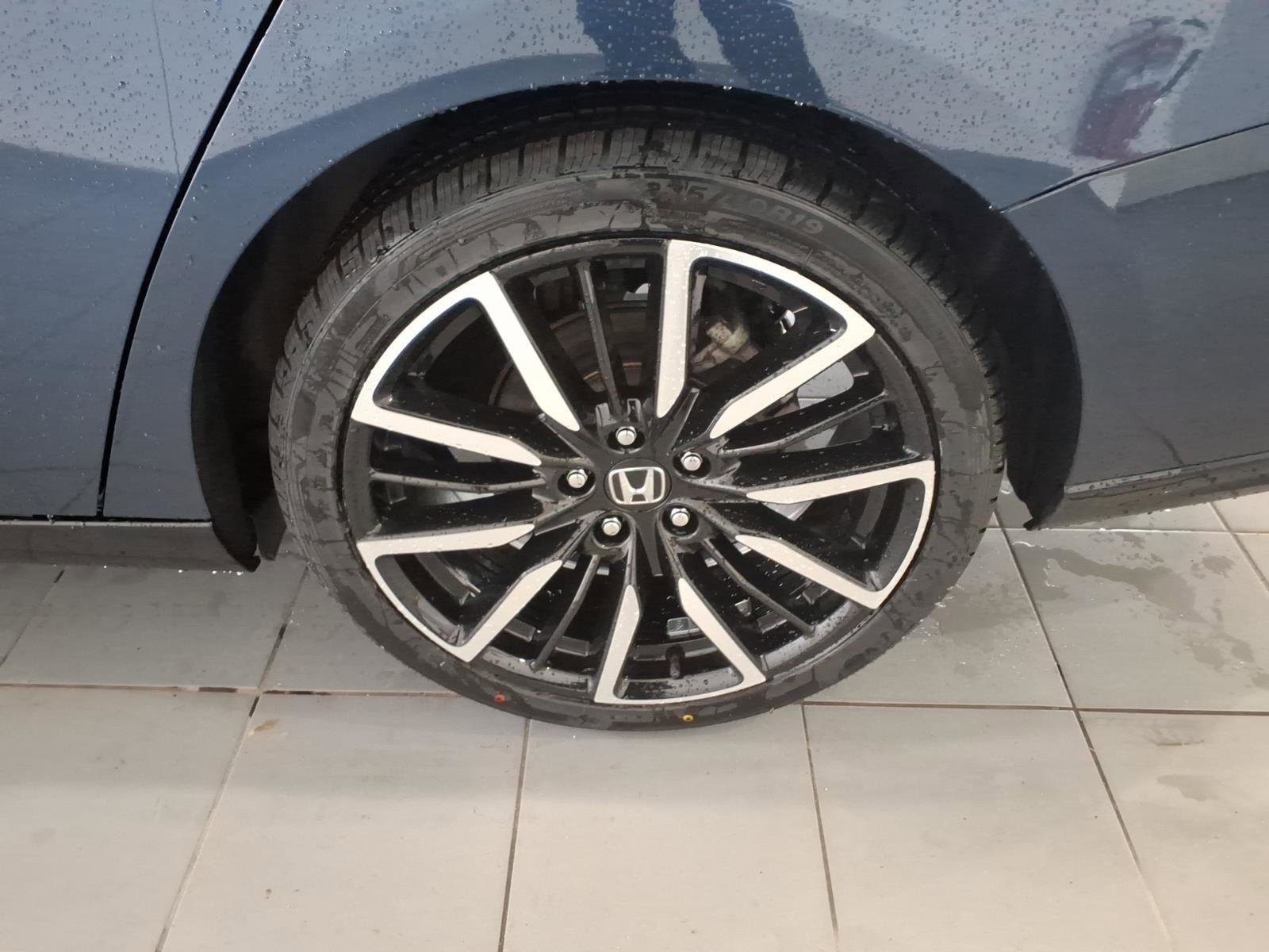 Certified 2023 Honda Accord Touring image 17