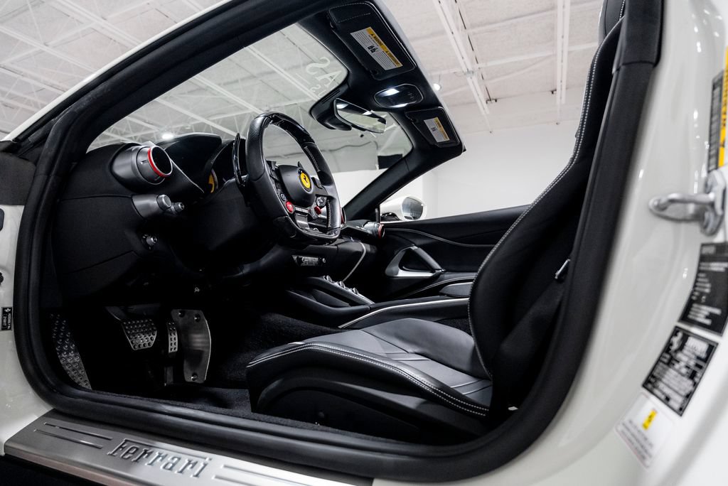 Used 2023 Ferrari 812 GTS RWD image 32