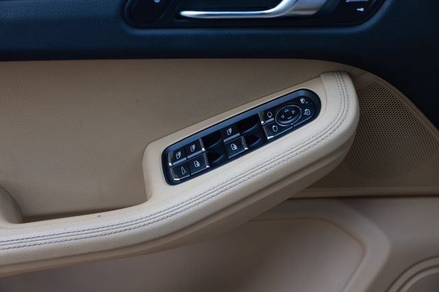 Used 2017 Porsche Macan AWD/4WD image 50
