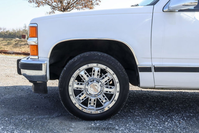 Used 1989 Chevrolet Silverado 1500 2WD Regular Cab image 4