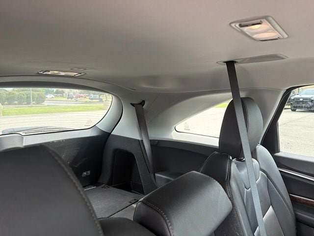 Used 2020 Acura MDX SH-AWD image 13