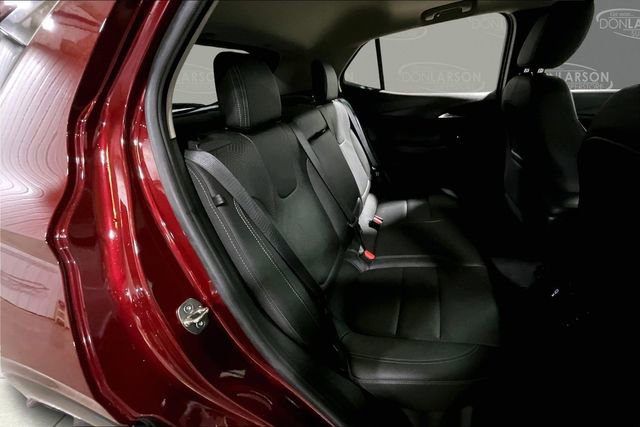 Used 2022 Buick Encore GX Essence w/ Experience Buick Package image 16