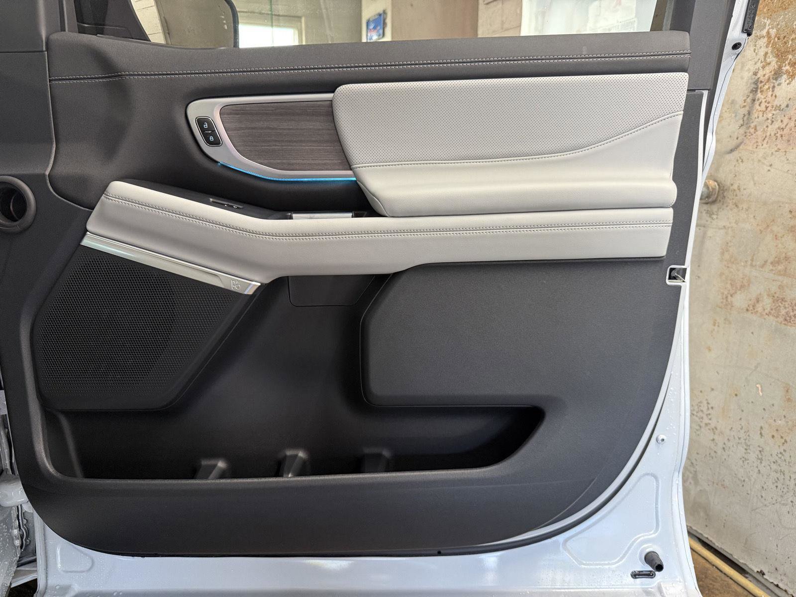 New 2025 Ford Expedition Platinum w/ Platinum Ultimate Package image 22