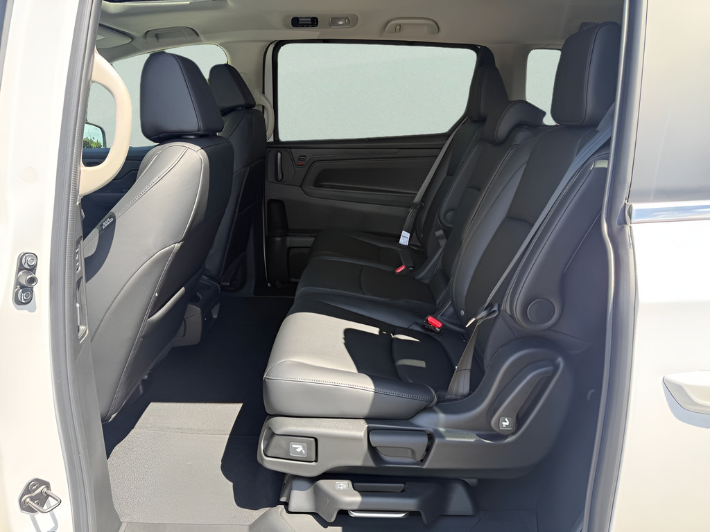 New 2027 Honda Odyssey EX-L image 11