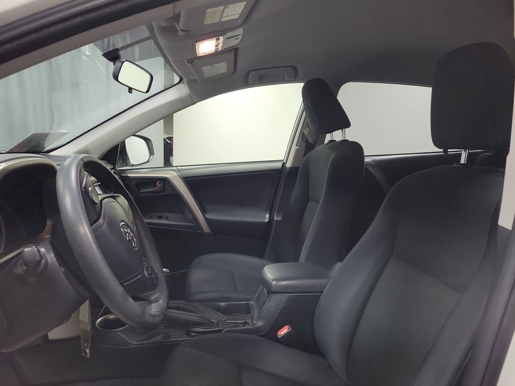 Used 2015 Toyota RAV4 LE image 12