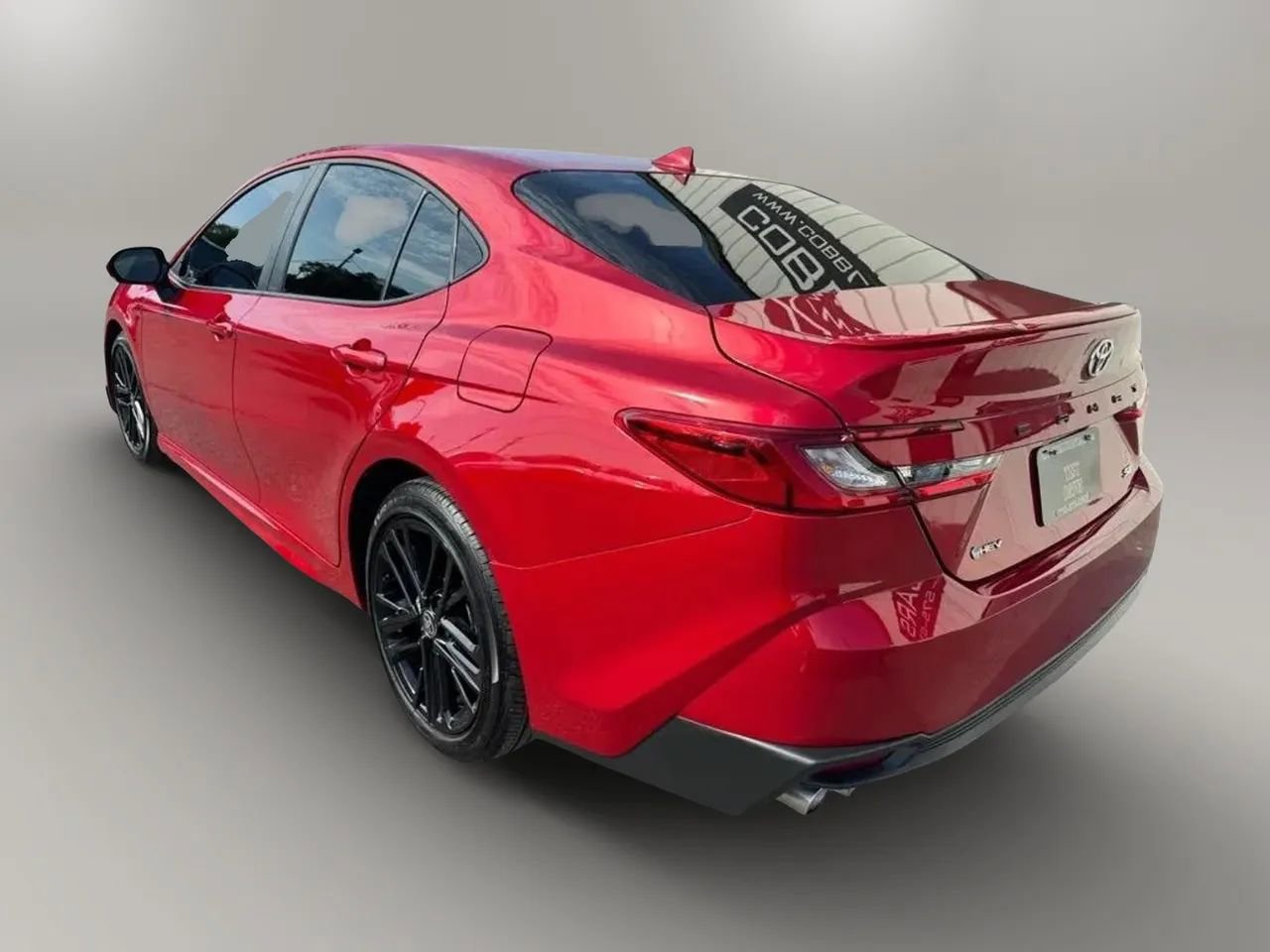 Used 2026 Toyota Camry SE w/ Multimedia Upgrade Package FWD image 8