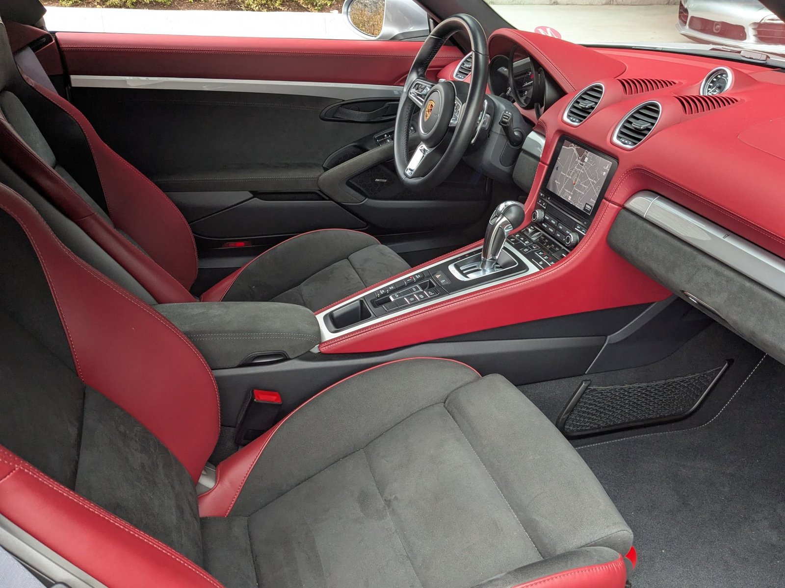 Certified 2021 Porsche 718 Boxster Spyder RWD image 30