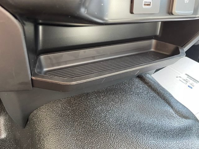 New 2026 Ford F550 4x4 Regular Cab Super Duty image 32