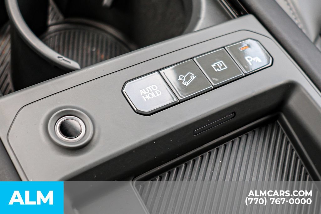 Used 2024 Kia EV9 Land AWD/4WD image 41