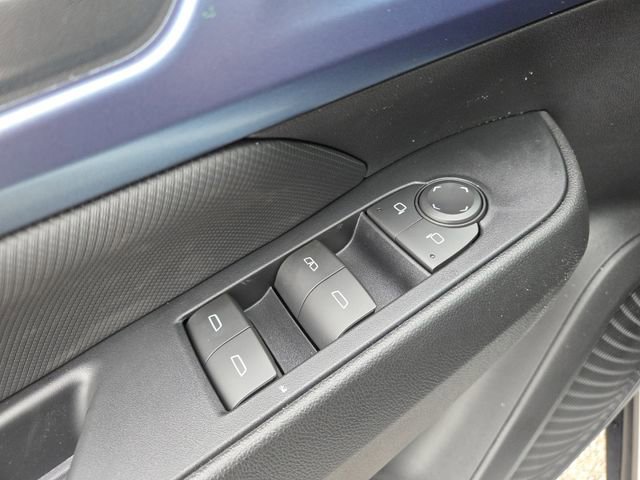 New 2026 Chevrolet Equinox EV LT image 9