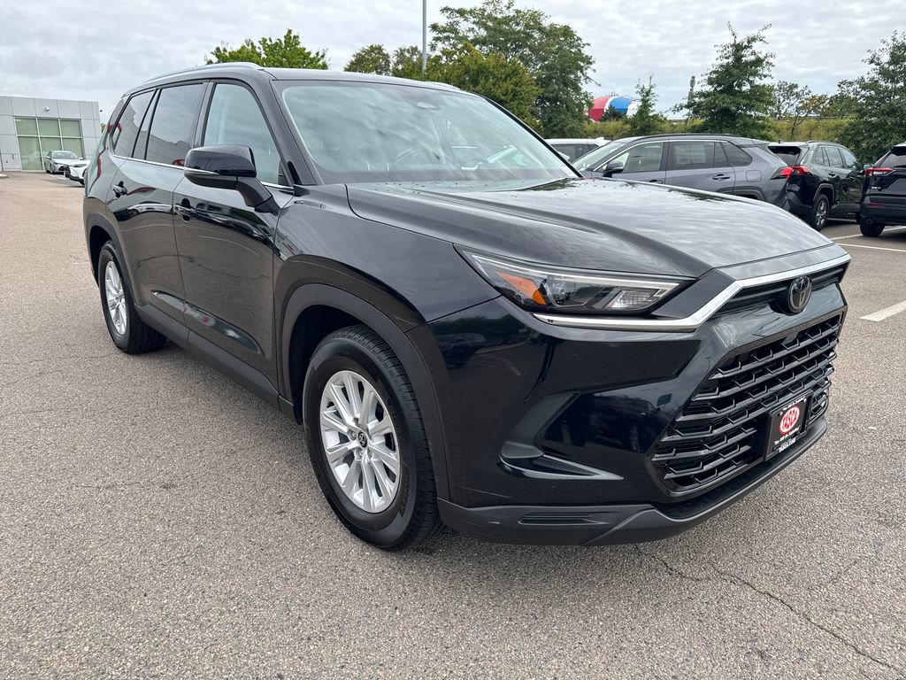 Used 2026 Toyota Grand Highlander AWD image 11