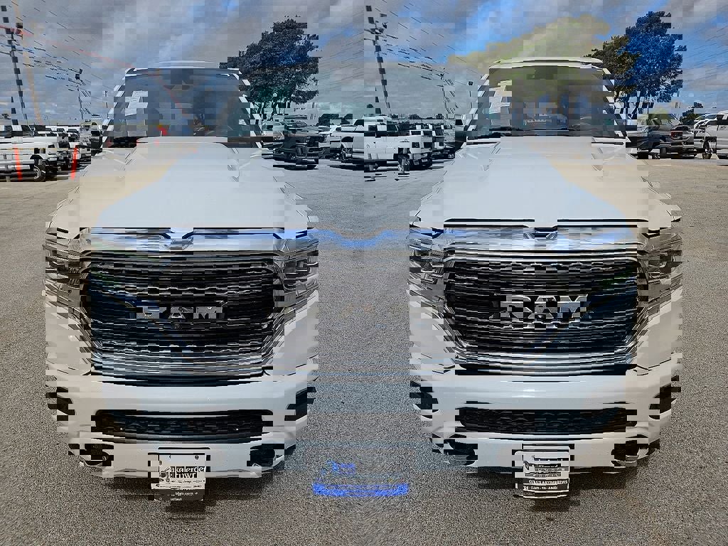 Used 2021 RAM 1500 Limited AWD/4WD image 12