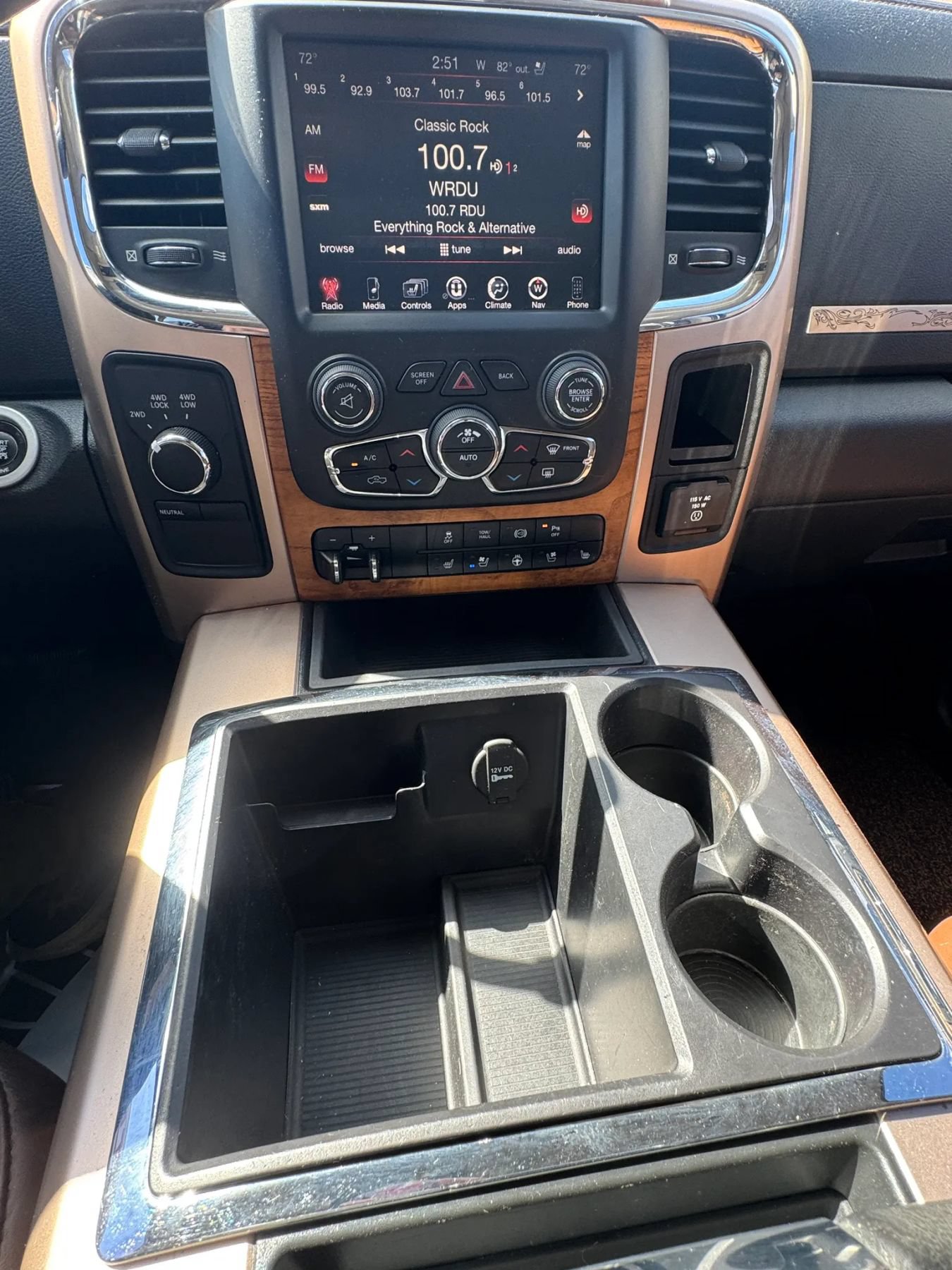 Used 2022 Hyundai Kona SEL w/ Convenience Package FWD image 46