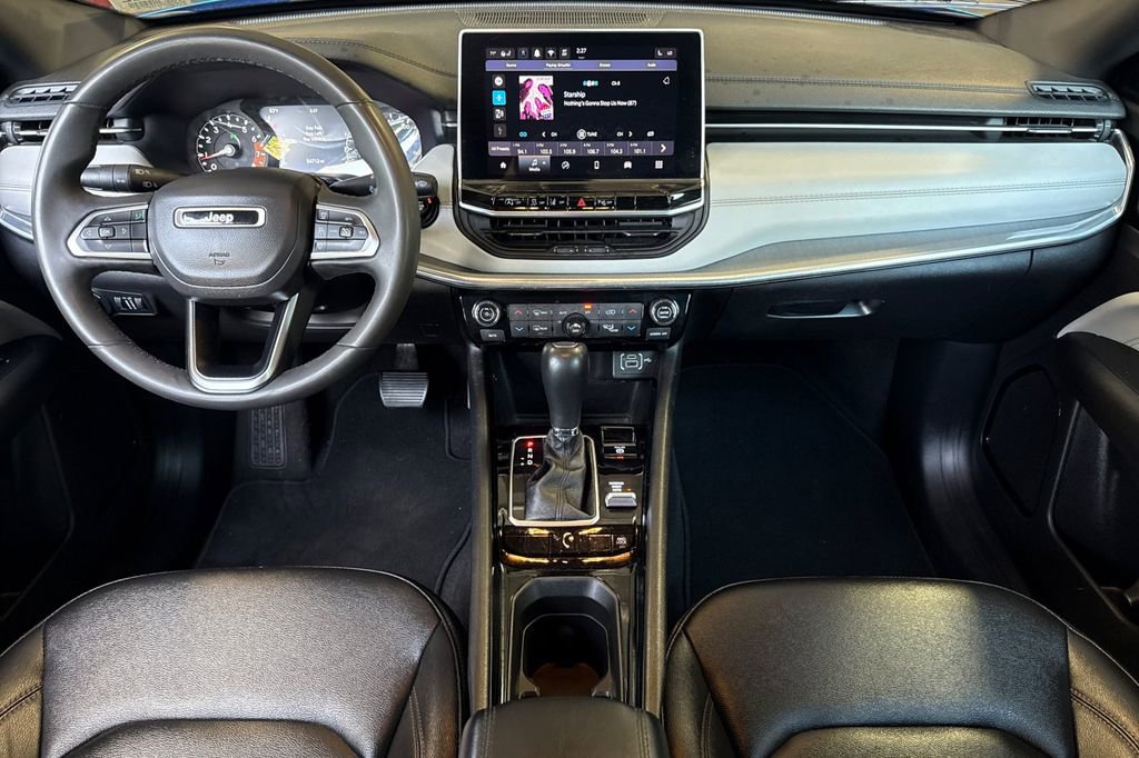 Used 2024 Jeep Compass Limited AWD/4WD image 13