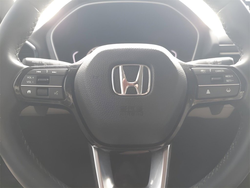 Used 2025 Honda Pilot EX-L image 31