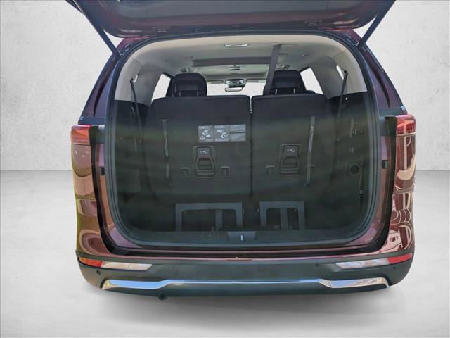Used 2023 Kia Carnival SX Prestige image 7