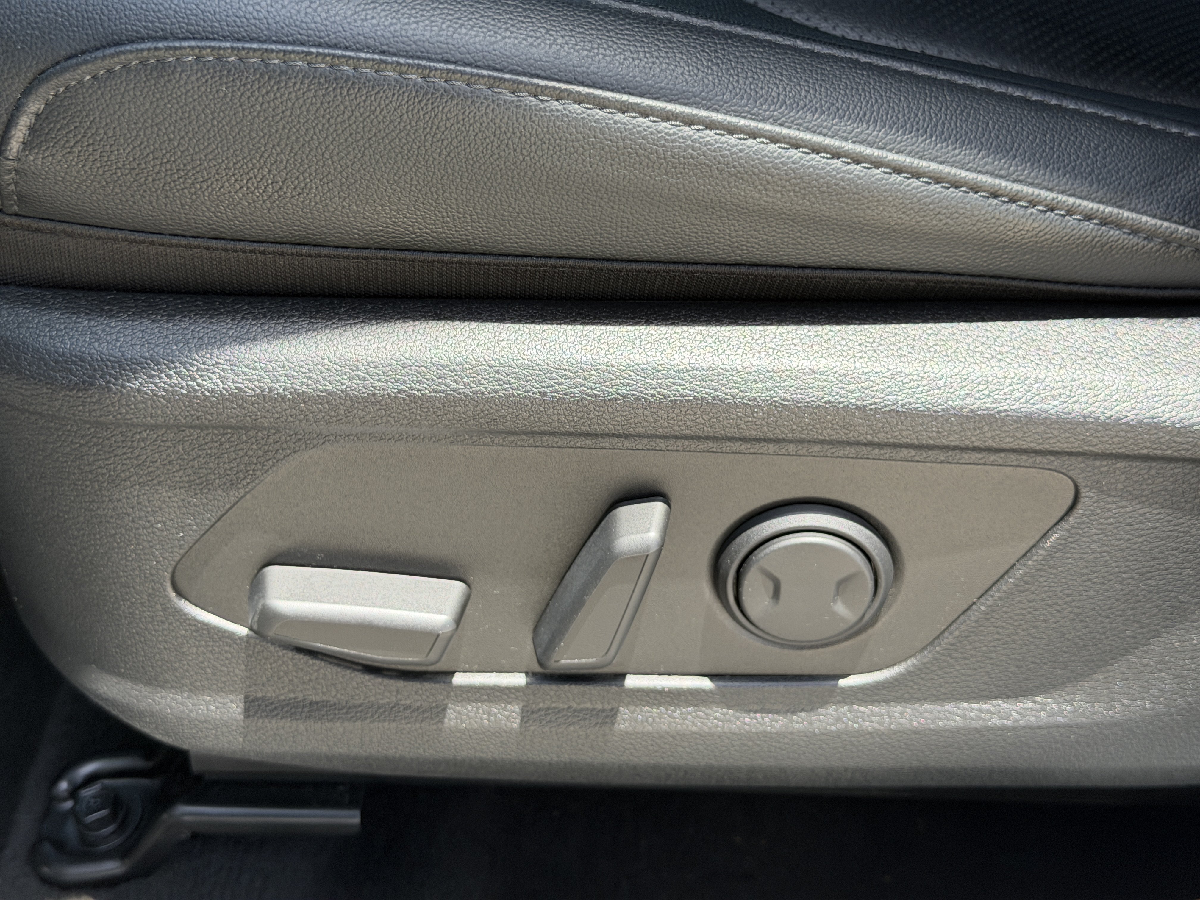 Used 2023 Kia Sportage SX FWD image 21